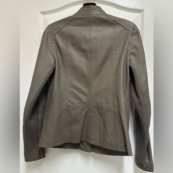 Vince Cargo Zip Lambskin Leather Jacket Gray Green Sz. Women’s XS - Picture 2 of 8